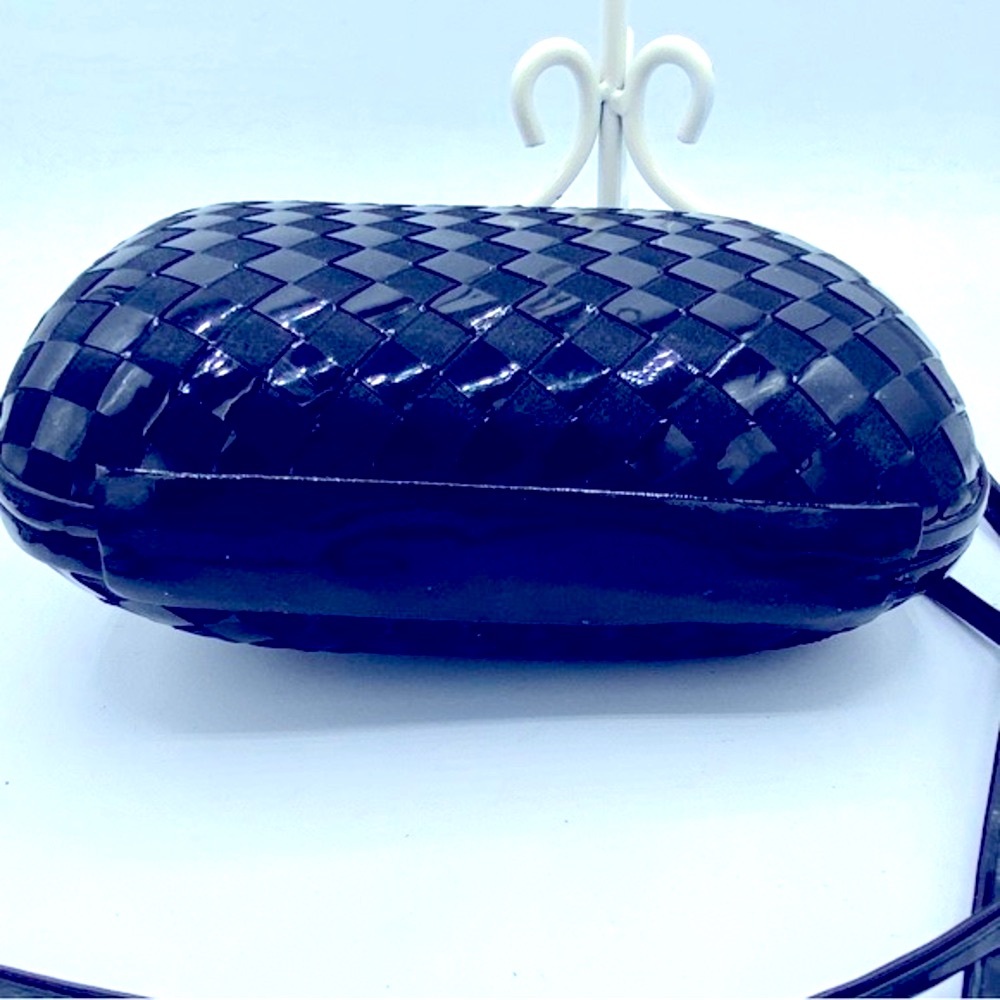 Vintage Small Black Woven Clutch/ Evening Bag Has Snap Closure 7”x6 1/2”x 2” - Picture 5 of 10